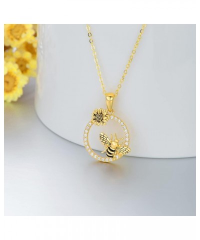 14K Real Gold Butterfly/Dragonfly/Hummingbird/Bee/Ladybug Necklace for Women 5 Style Animal Necklaces Small Circle Necklace w...