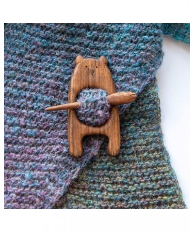 Wooden Brooch Pin with Creative Design Handmade Animal Brooch Sweater Clip,Vintage Shawl Pin Natural Wooden Brooch Pin(Heart)...